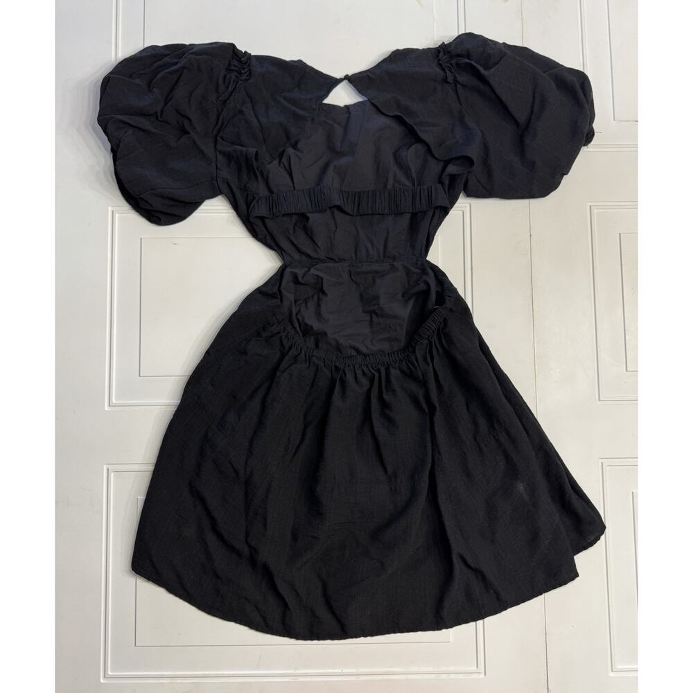 Moon River Puff Sleeve Back Cutout Mini Dress Black Size M Flare Bottom - Picture 6 of 6
